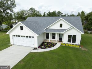 10736801 - 713B Clyde Boulevard 10736801 - 713B Clyde Boulevard