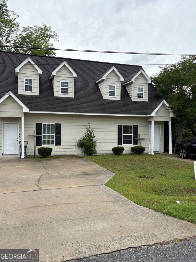10759689 - 1240/1242 Susan Way