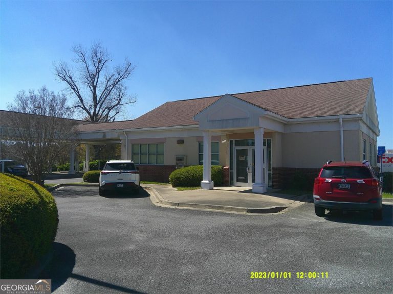 105 Maple Drive